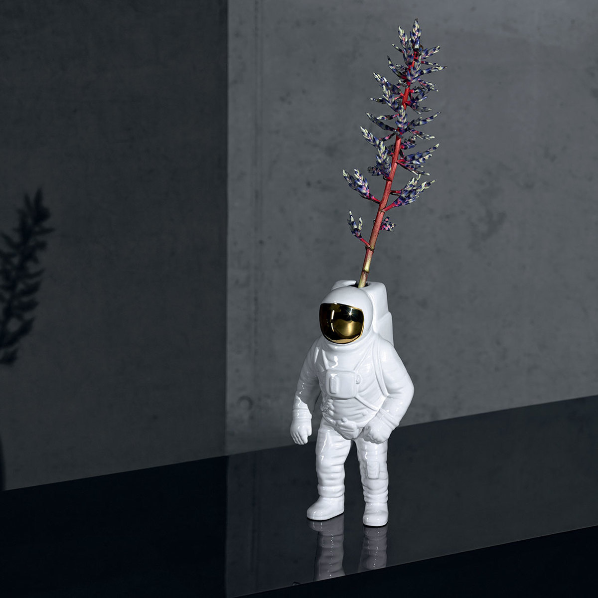 创意家具 - 附件|花器|办公家具|球友会手机网页版登录入口家具|宇航员花瓶