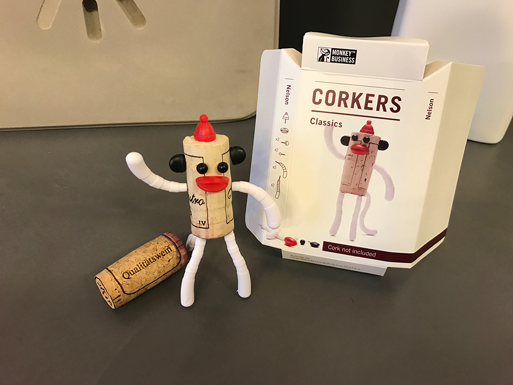 创意家具 - 附件|饰品|办公家具|球友会手机网页版登录入口家具|Corkers经典玩偶