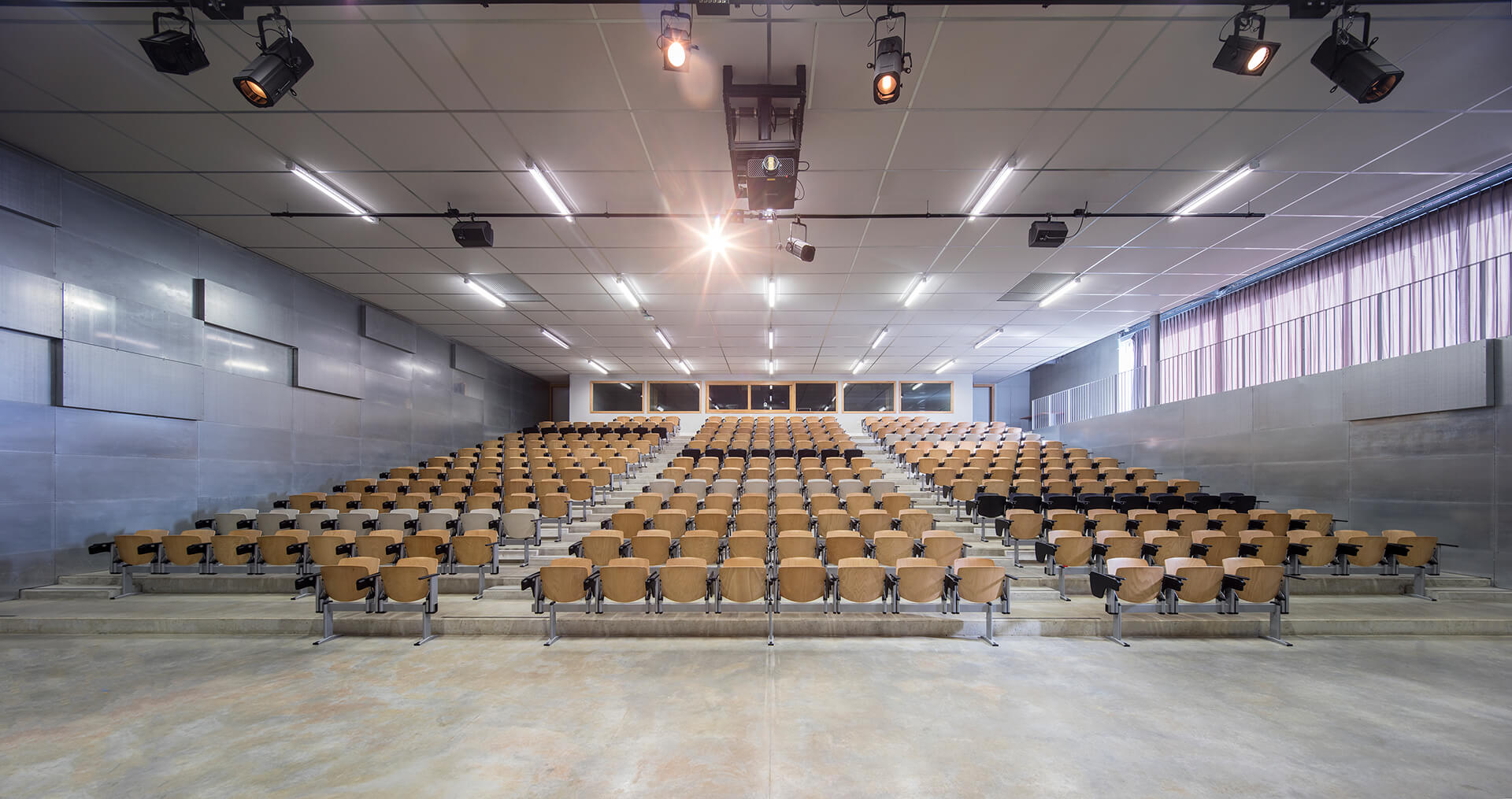 学校家具|阶梯教室桌椅|办公家具|球友会手机网页版登录入口家具|New Modulamm 阶梯教室